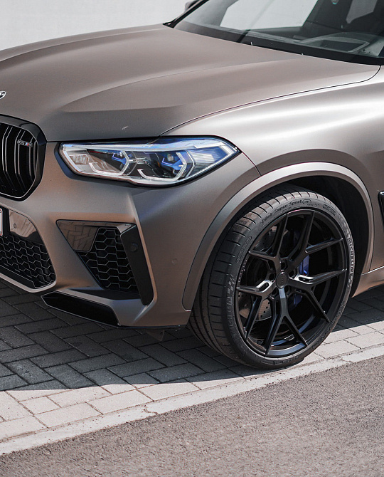 Фото дисков HF-5 Черный сатин на BMW X5/X5 M (G05/G18/F95)