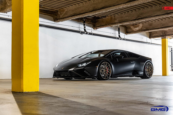 Фото дисков Anrky S1-X1 Сатиновая бронза на Lamborghini Huracan