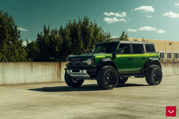 Фото дисков Vossen HF6-5 Черный сатин на Ford Bronco
