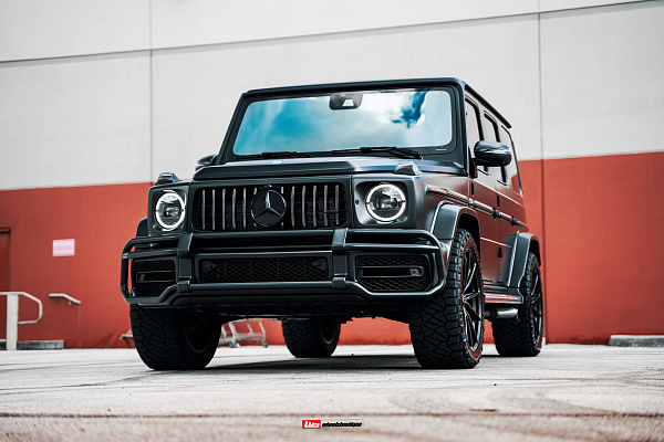 Фото дисков HRE P104SC Черный сатин на Mercedes-Benz G-Class III