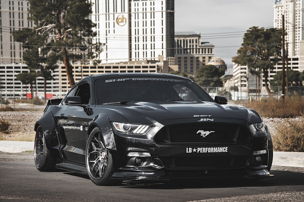 Фото дисков Savini SV72 Глянцевый лак на Ford Mustang VII