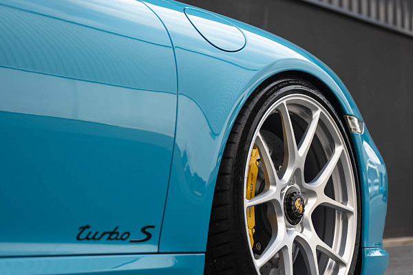 Фото дисков HRE 521M Сатиновый лак на Porsche 911 VII