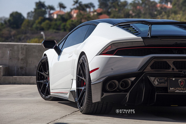Фото дисков Strasse Wheels SM5R Deep Concave Monoblock Другой цвет на Lamborghini Huracan