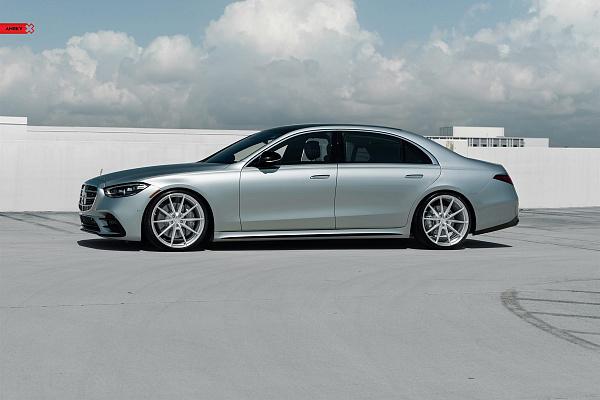 Фото дисков Anrky AN18 Глянцевый лак на Mercedes-Benz S-Class (W223)