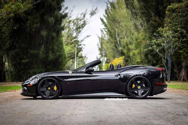 Фото дисков HRE 505M Черный сатин на Ferrari California