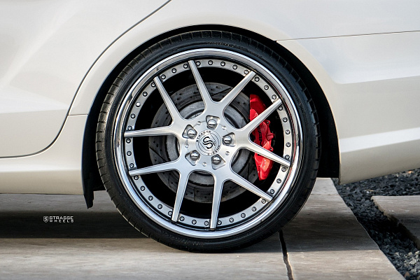 Фото дисков Strasse Wheels SM5 Deep Concave Глянцевый лак на Mercedes-Benz CLS (C218)