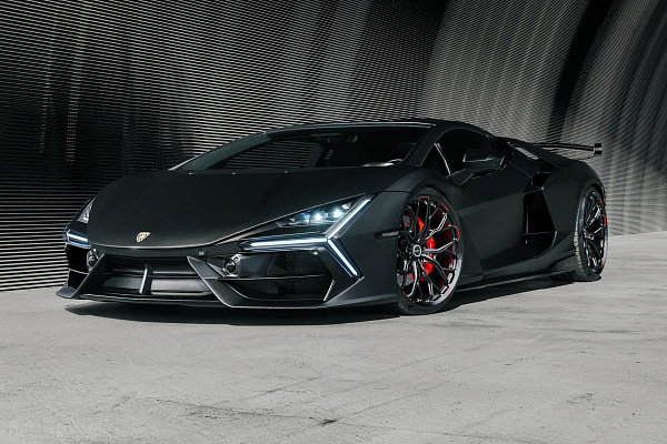 Фото дисков Brixton Forged PF13 R / RS Черный сатин на Lamborghini Revuelto