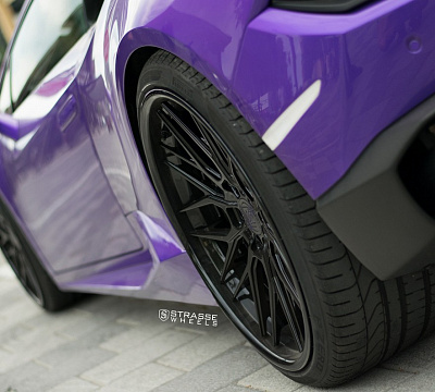 Фото дисков Strasse Wheels SV10M Deep Concave FS на Lamborghini Huracan