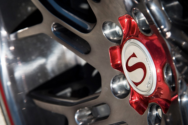 Фото дисков Savini SV72 Глянцевый лак на Ford Mustang VII