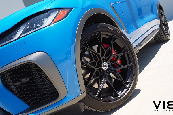 Фото дисков HRE FF10 Черный сатин на Jaguar F-Pace