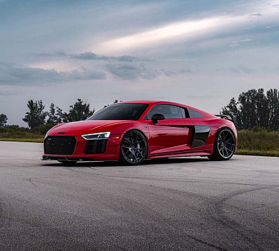 Фото дисков Strasse Wheels SM5R Deep Concave Duoblock на Audi R8 (4S)