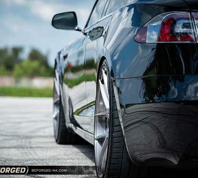 Фото дисков BC Forged HCA381 на Tesla Model S