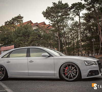 Фото дисков Vossen HF-3 на Audi A/S 8 (D4)