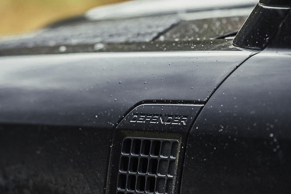 Фото дисков Black Rhino ALSTON Черный сатин на Land Rover Defender II