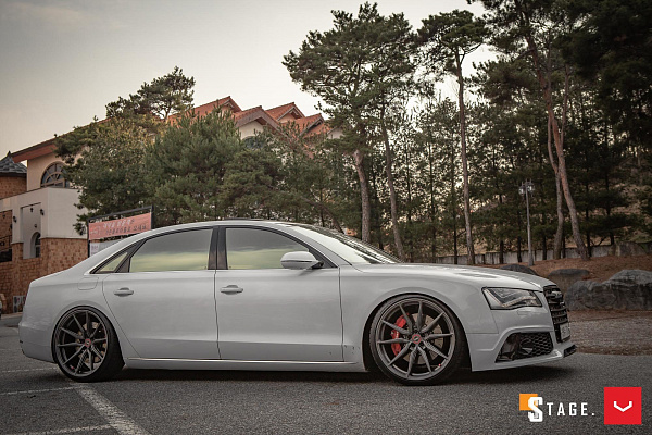 Фото дисков Vossen HF-3 Сатиновый графит на Audi A/S 8 (D4)