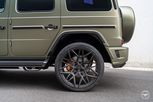 Фото дисков Vossen UV-1 Черный сатин на Mercedes-Benz G-Class III
