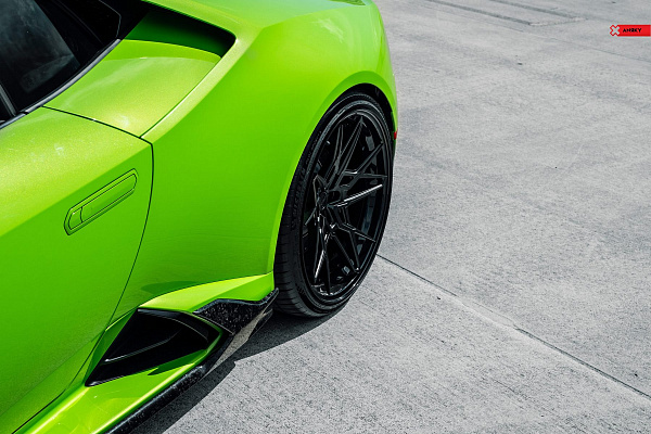 Фото дисков Anrky S3-X2 Черный сатин на Lamborghini Huracan