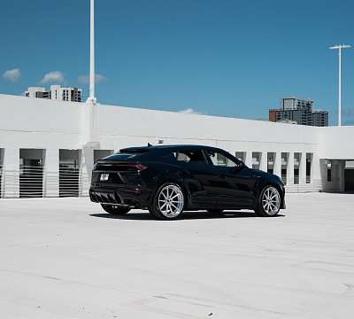 Фото дисков Anrky AN38 на Lamborghini Urus