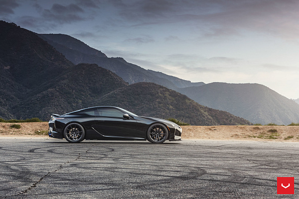 Фото дисков Vossen HF-3 Черный сатин на Lexus LC 500