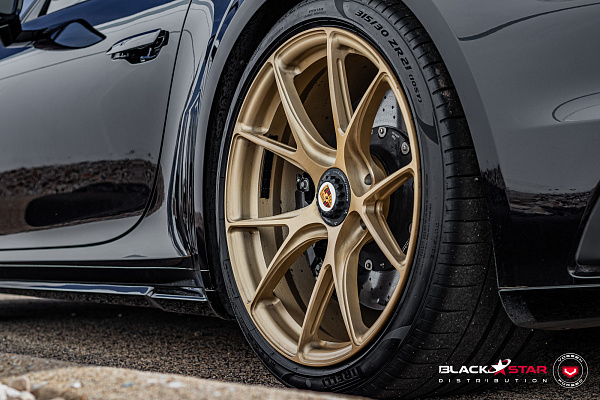 Фото дисков Vossen RS19 Глянцевое золото на Porsche 911 VIII