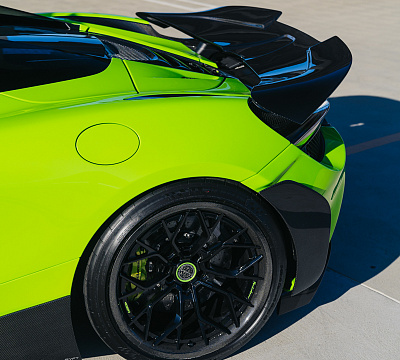 Фото дисков Brixton Forged PF10 на McLaren 720S