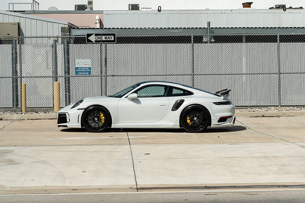 Фото дисков Anrky AN33 Черный сатин на Porsche 911 VIII