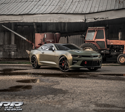 Фото дисков MRR M228 на Chevrolet Camaro VI