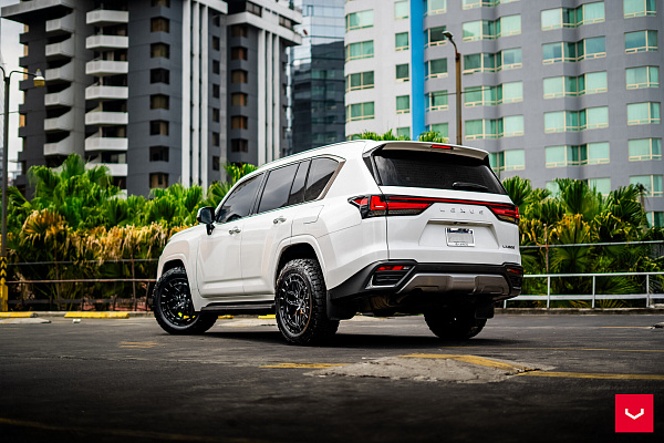 Фото дисков Vossen HFX-1 (6-Lug) Черный глянец на Lexus LX IV