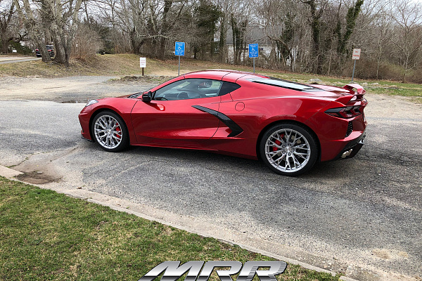 Фото дисков MRR GF5 Серебро на Chevrolet Corvette C8