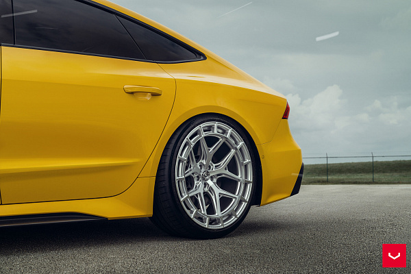 Фото дисков Vossen HFX-1 (5-Lug) Серебро на Audi A/RS 7 (4K)