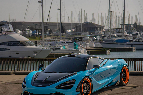 McLaren 720S