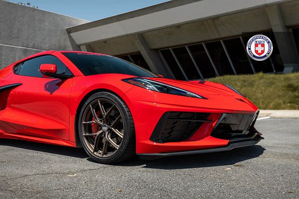 Фото дисков HRE P101SC Сатиновая бронза на Chevrolet Corvette C8
