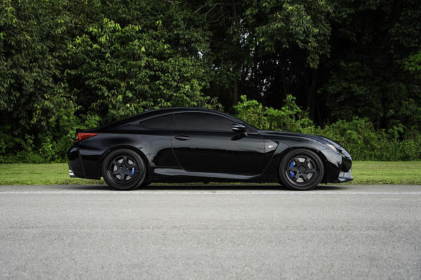 Фото дисков Strasse Wheels S6 Competition Черный матовый на Lexus RC