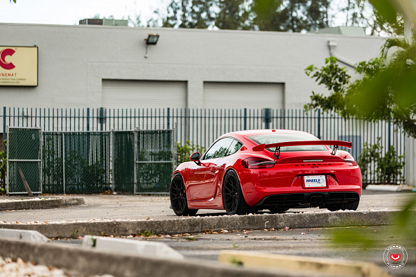 Фото дисков Vossen M-X3 Черный сатин на Porsche Cayman II