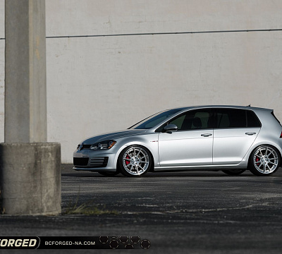 Фото дисков BC Forged HCA382 на Volkswagen Golf VII