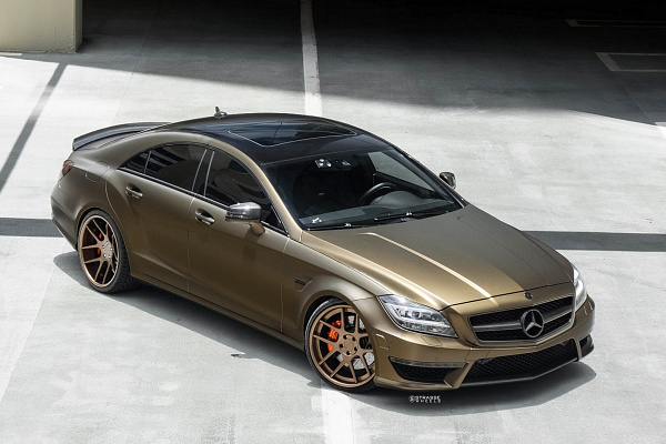 Фото дисков Strasse Wheels SM5 Deep Concave Сатиновая темная бронза на Mercedes-Benz CLS (C218)