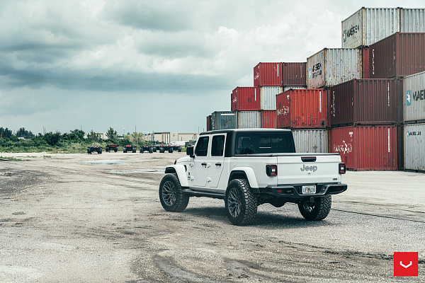Фото дисков Vossen HF-2 Сатиновый графит на Jeep Gladiator II (JT)
