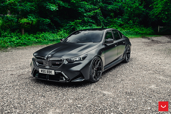 Фото дисков Vossen HF-5 Черный глянец на BMW 5/M5 (G60/G90)