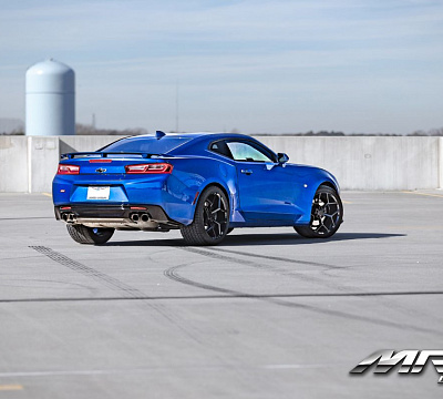 Фото дисков MRR M228 на Chevrolet Camaro VI