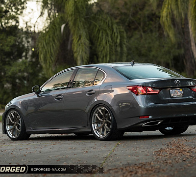 Фото дисков BC Forged HCS21 на Lexus GS IV