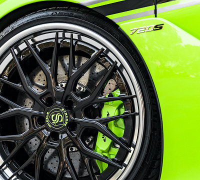 Фото дисков Strasse Wheels SV10M Deep Concave FS на McLaren 720S