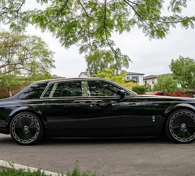Фото дисков Giovanna Dicotto на Rolls-Royce Phantom