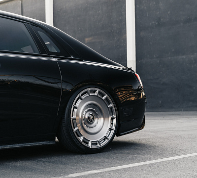 Фото дисков Vossen UV-7 на Rolls-Royce Ghost II
