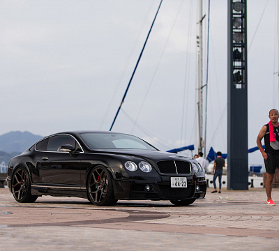 Фото дисков Vossen CG-205 на Bentley Continental GT II