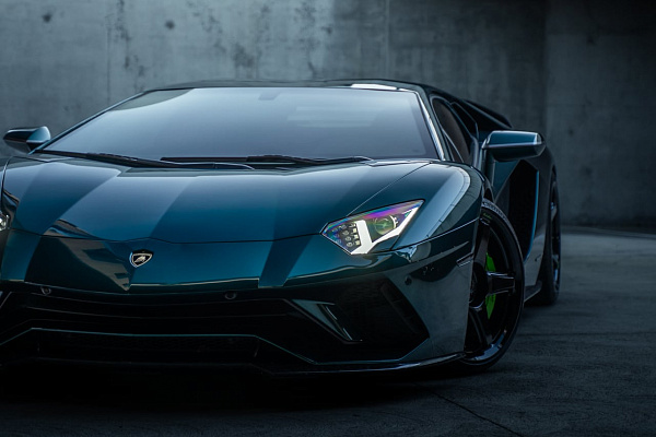 Фото дисков Brixton Forged TR05 Черный глянец на Lamborghini Aventador