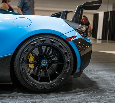 Фото дисков Brixton Forged R11-R Aerotech на McLaren 720S