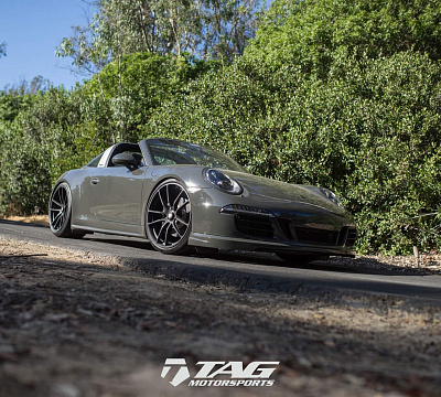 Фото дисков HRE P104 на Porsche 911 VII