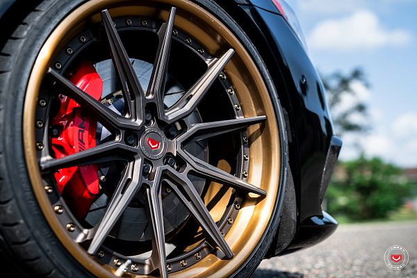 Фото дисков Vossen EVO-2R (3-Piece) Глянцевая медь на Mercedes-Benz S-Class (W222, C217)