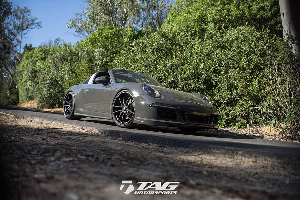 Фото дисков HRE P104 Черный сатин на Porsche 911 VII