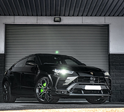 Фото дисков Kahn Type 53 на Lamborghini Urus